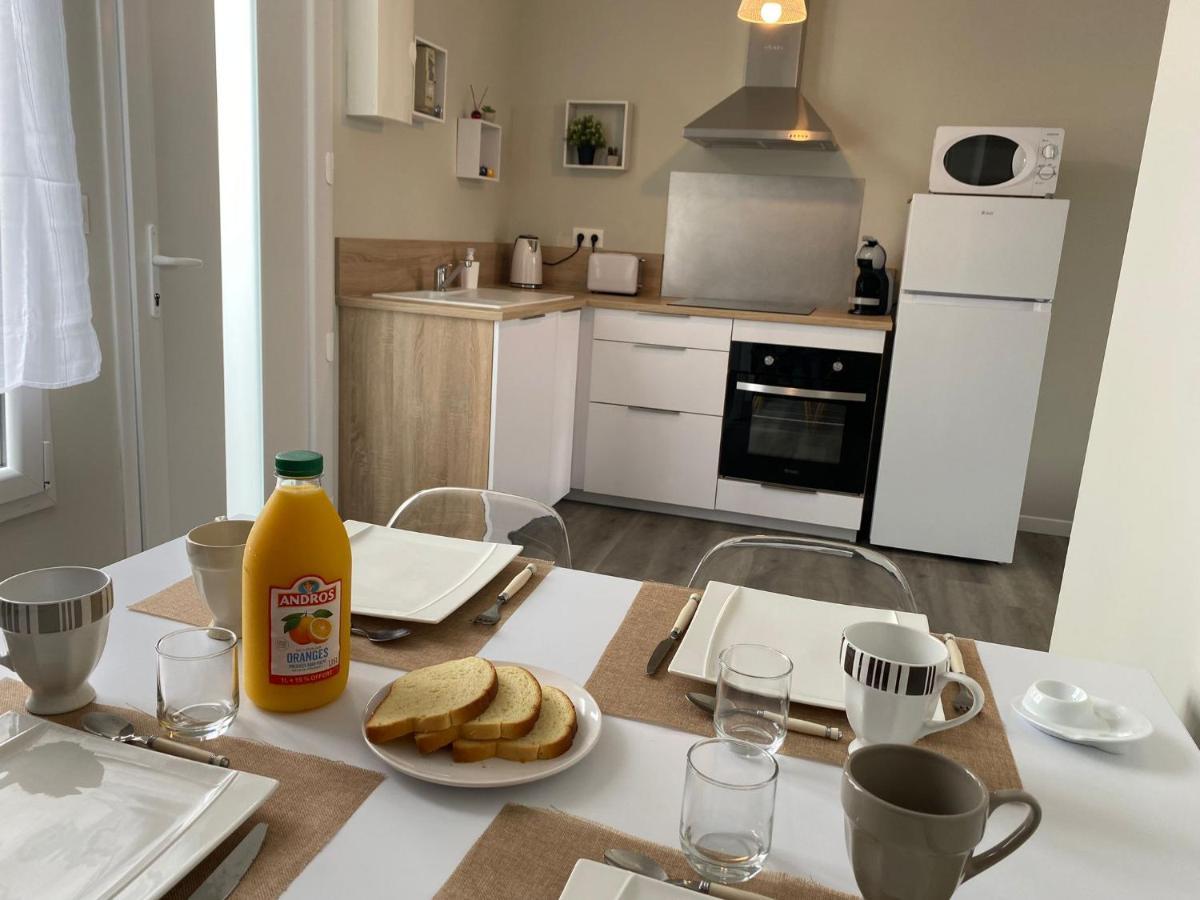 Charmante Maison Avec Cour Privative Коньяк Экстерьер фото
