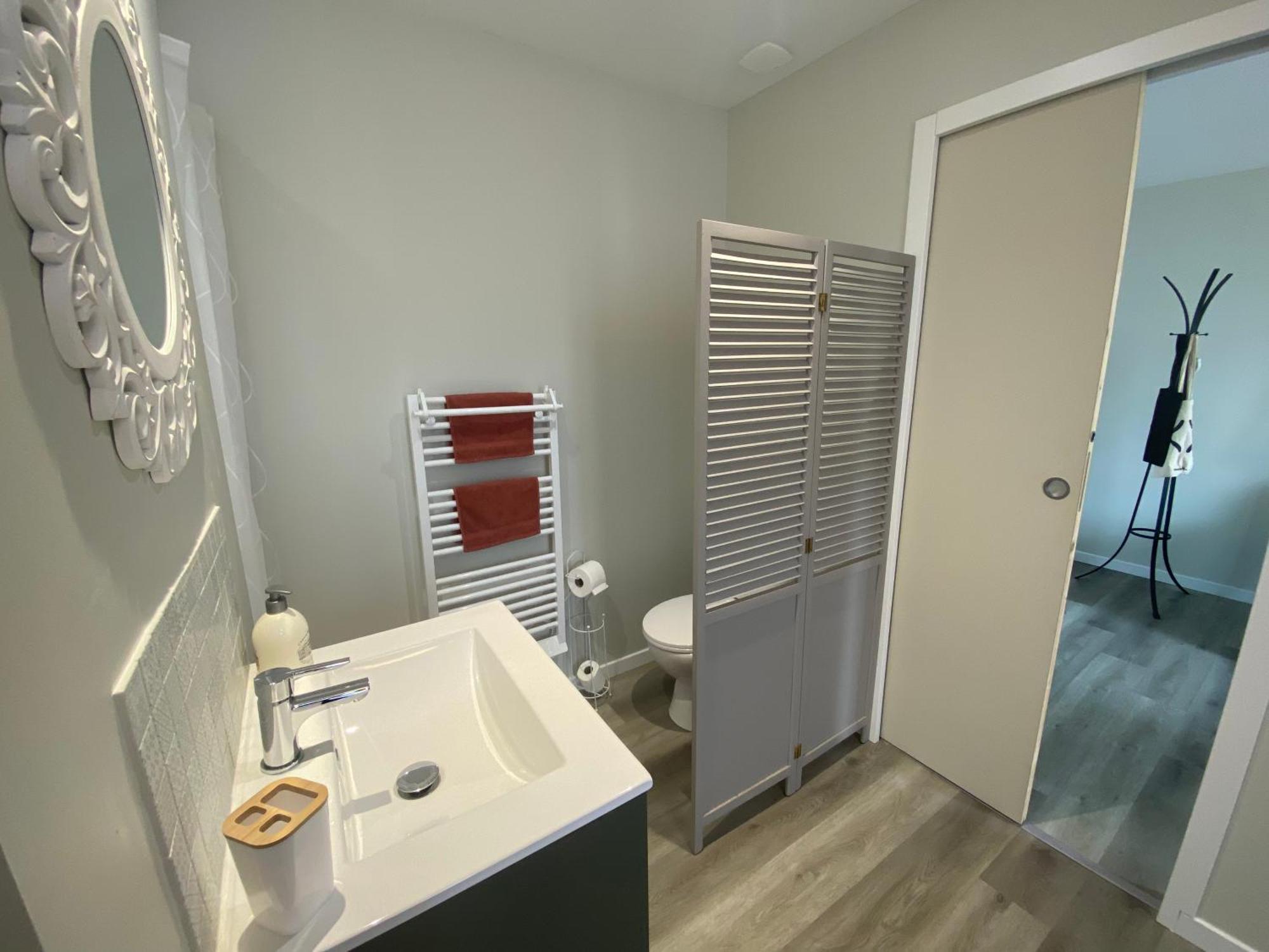 Charmante Maison Avec Cour Privative Коньяк Экстерьер фото